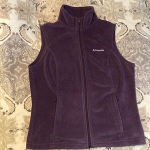 Columbia vest